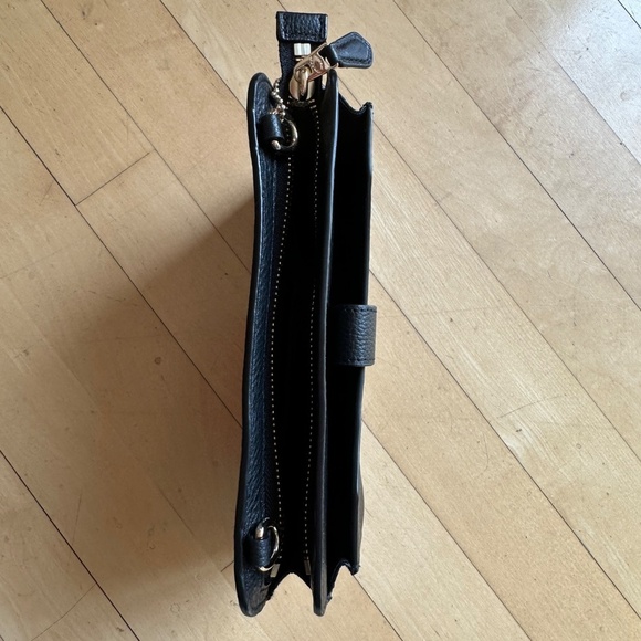 Like New COACH black crossbody* clutch/wallet option , CB2310 - Picture 4 of 8
